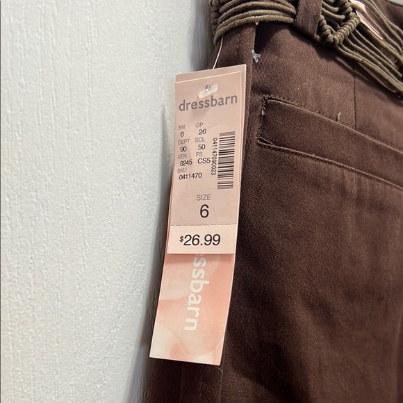 NWT Dress Barn Women’s 6 Brown Cropped Pants with Tassel Detail Belt - Picture 5 of 5